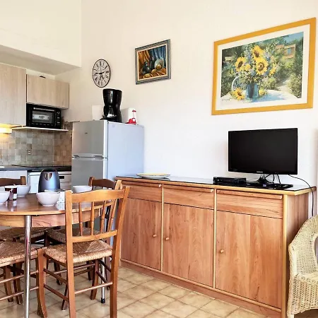 Duplex Calme 4 Pers, Parking Prive, A Deux Pas De La - - Fr-1-251-500 Le Lavandou